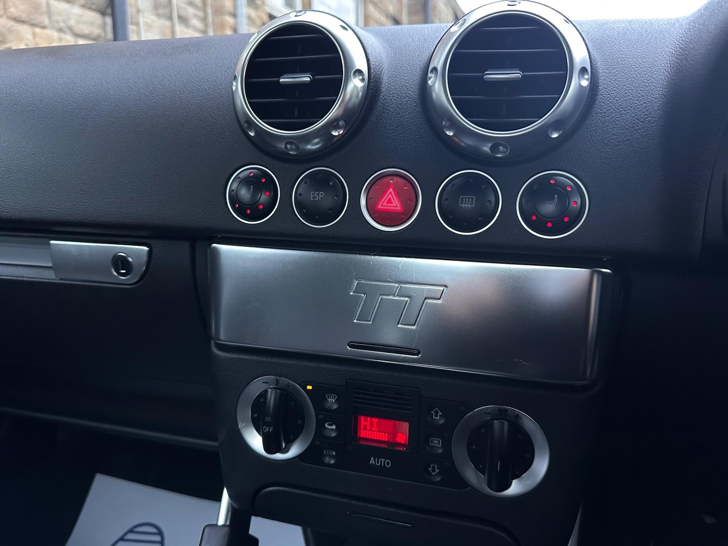 Used Audi TT 2002 for sale - 76714287: Photo 32