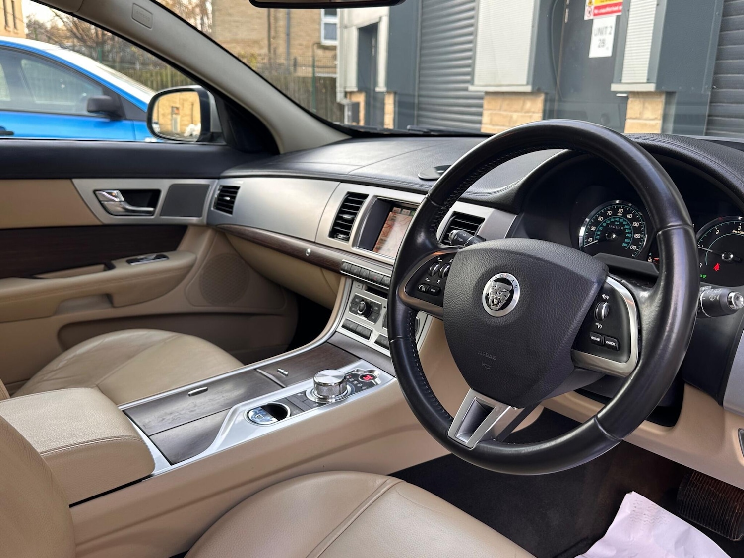 Used Jaguar XF 2013 for sale - 76832800: Photo 11