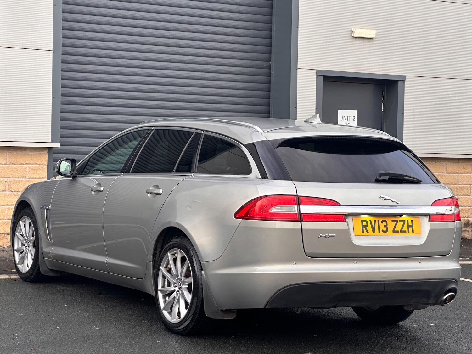 Used Jaguar XF 2013 for sale - 76832800: Photo 2