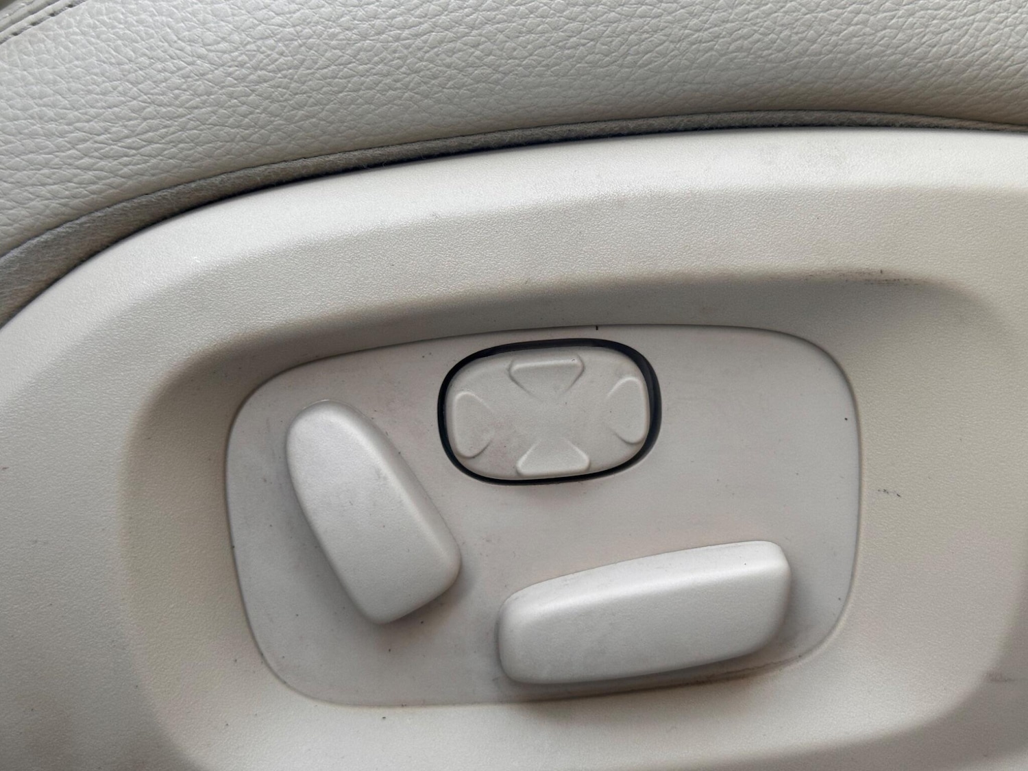 Used Jaguar XF 2013 for sale - 76832800: Photo 21