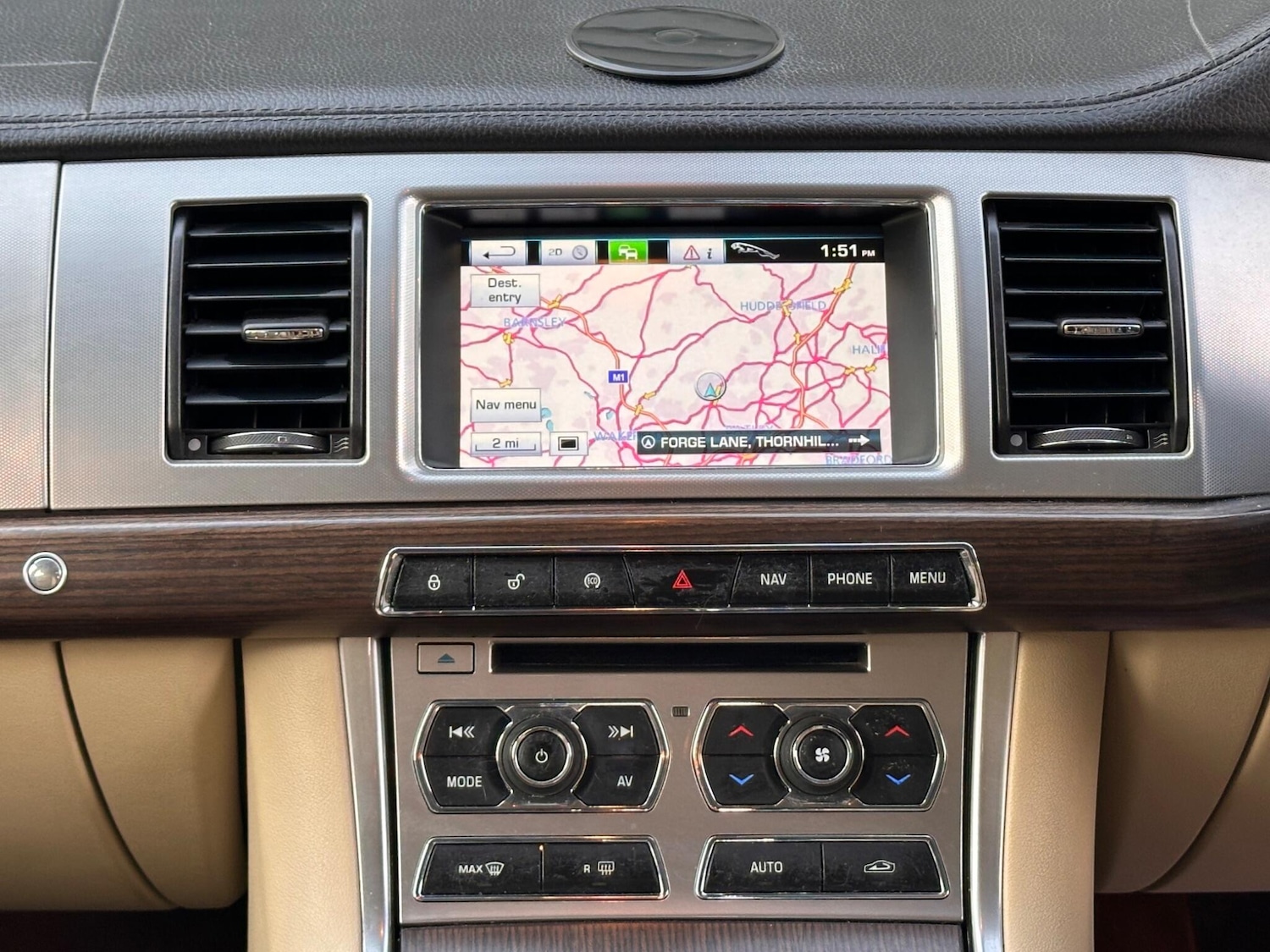 Used Jaguar XF 2013 for sale - 76832800: Photo 29