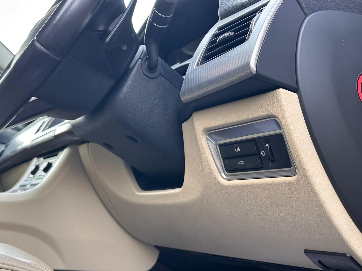 Used Jaguar XF 2013 for sale - 76832800: Photo 34