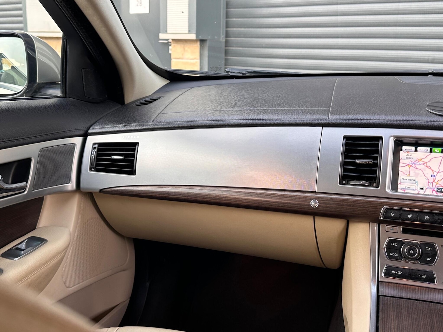 Used Jaguar XF 2013 for sale - 76832800: Photo 39