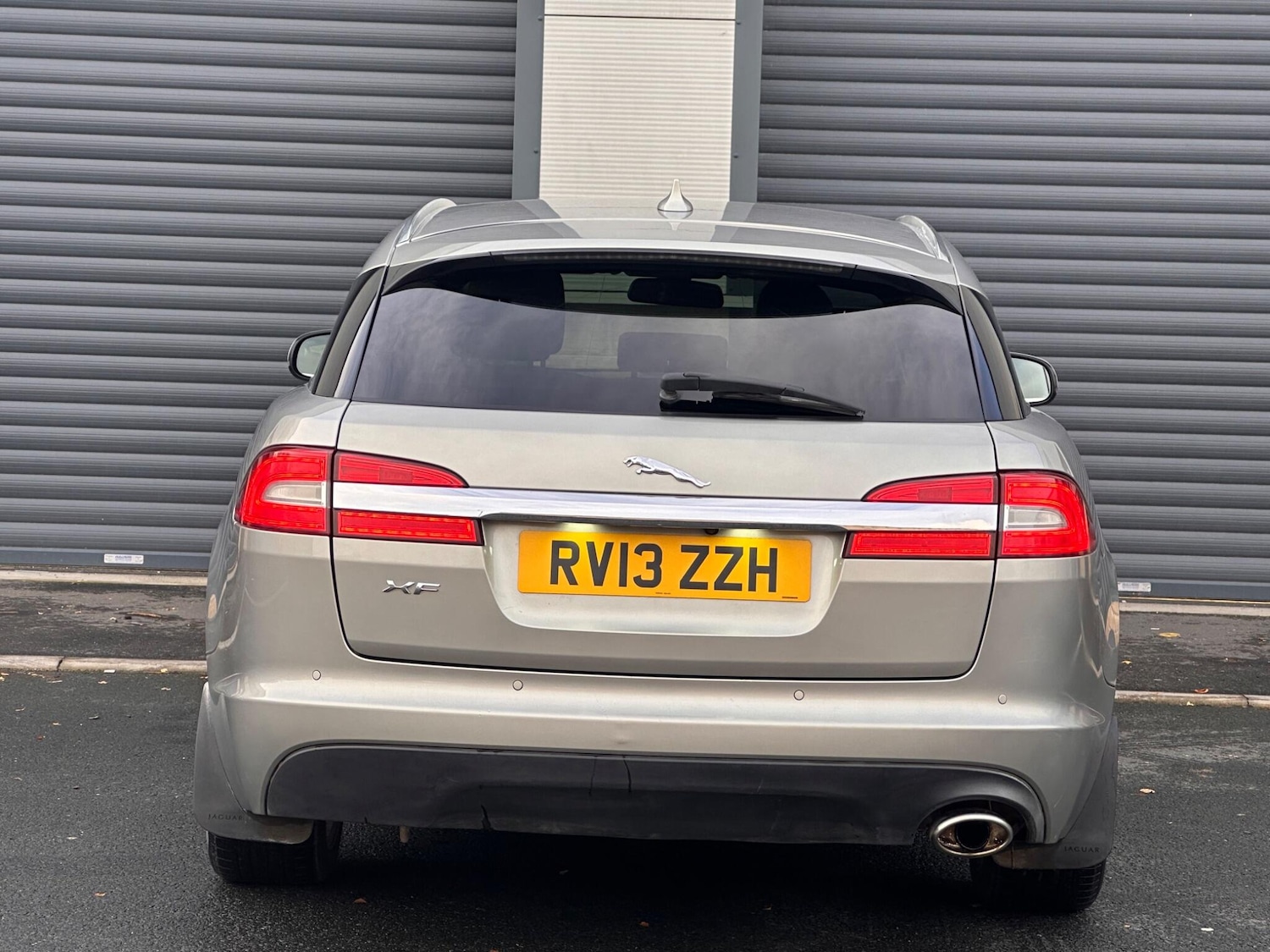 Used Jaguar XF 2013 for sale - 76832800: Photo 4