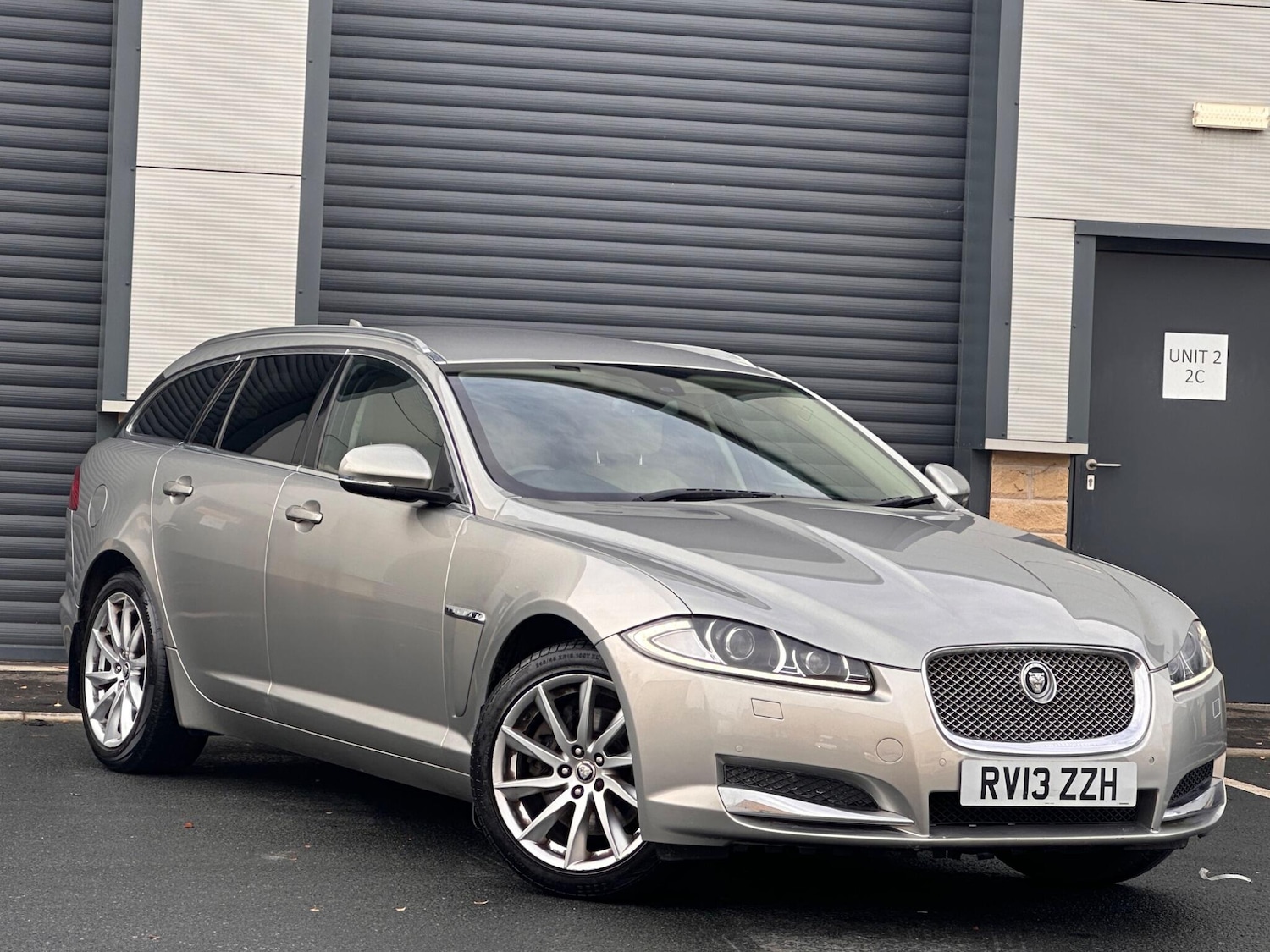 Used Jaguar XF 2013 for sale - 76832800: Photo 5