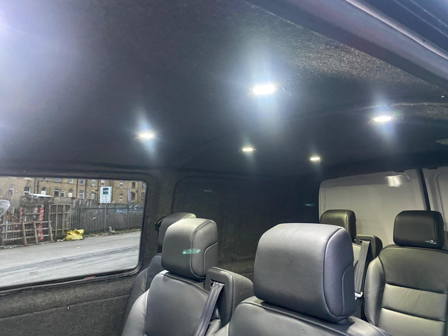 Used Volkswagen Transporter 2018 for sale - 77050203: Photo 25