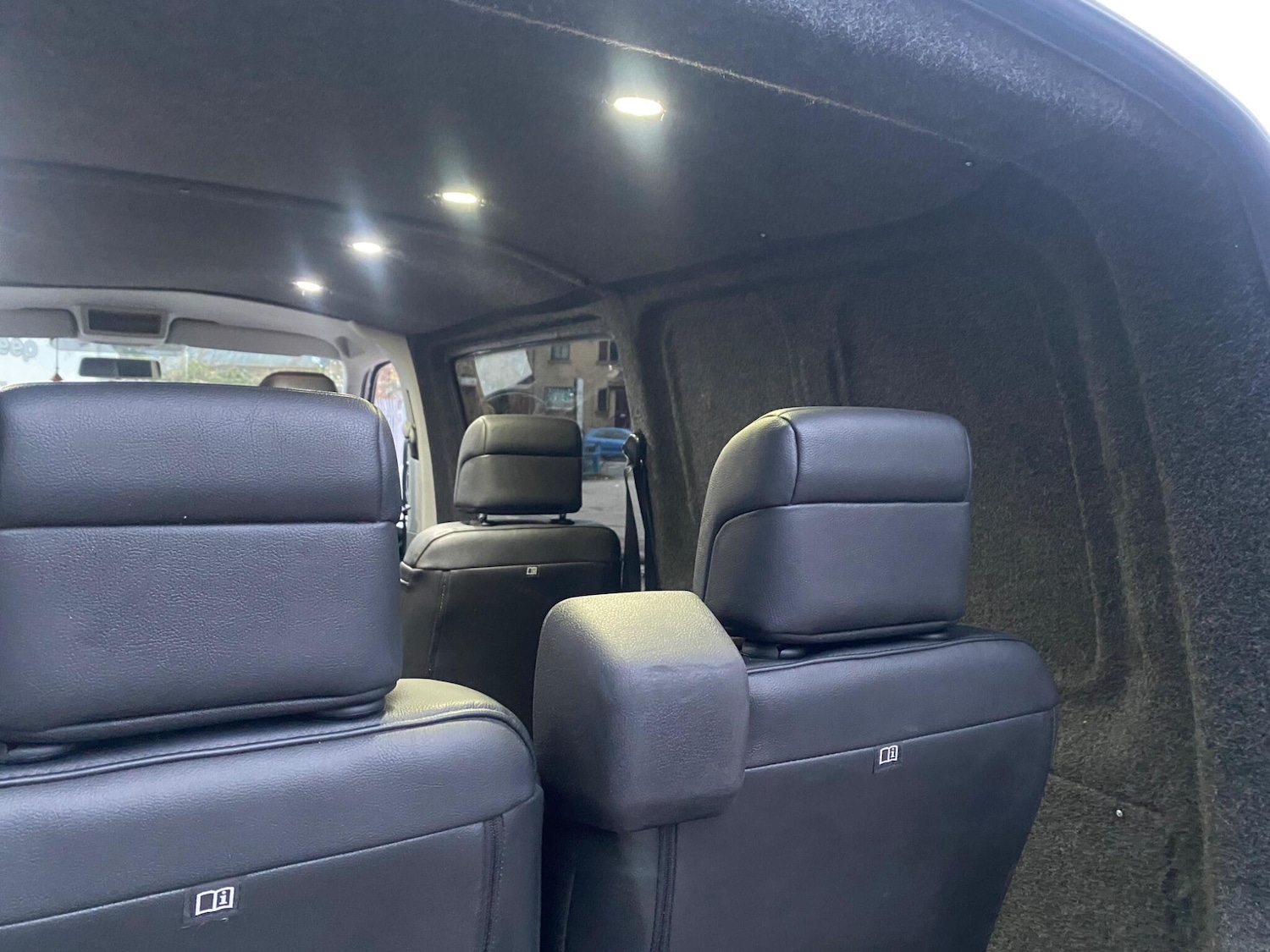 Used Volkswagen Transporter 2018 for sale - 77050203: Photo 26