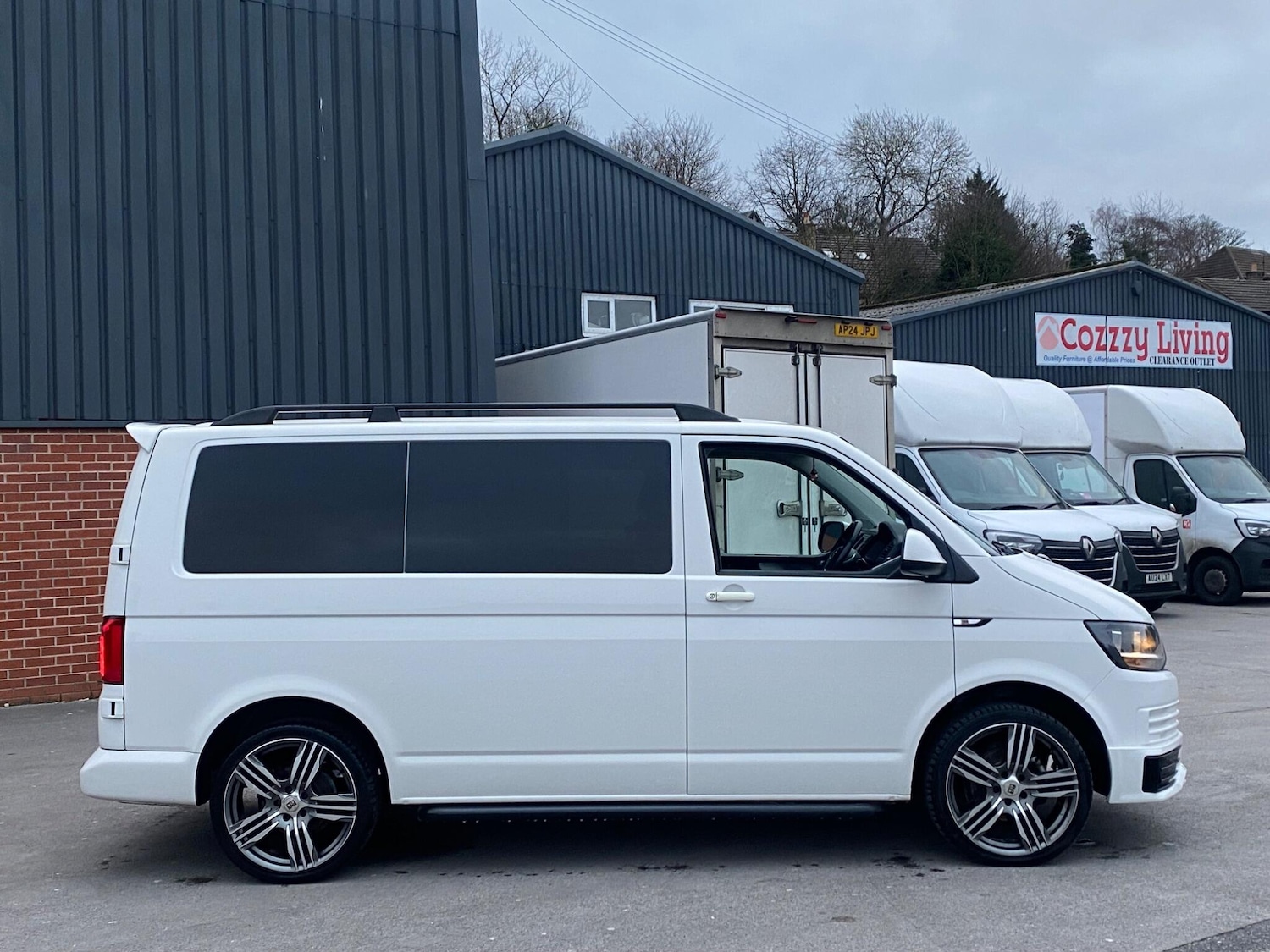 Used Volkswagen Transporter 2018 for sale - 77050203: Photo 7