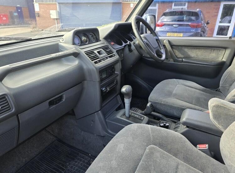 Used Mitsubishi Pajero 2000 for sale - 76988457: Photo 11