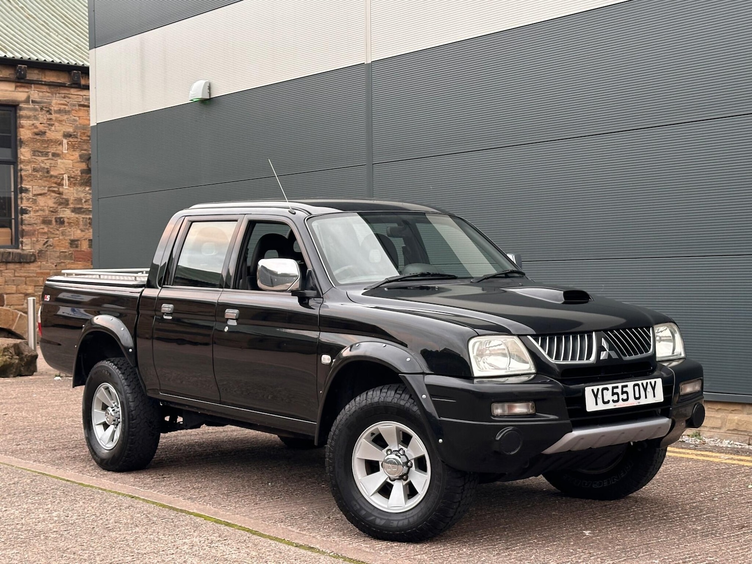 Used Mitsubishi L200 2005 for sale - 76485414: Photo 2