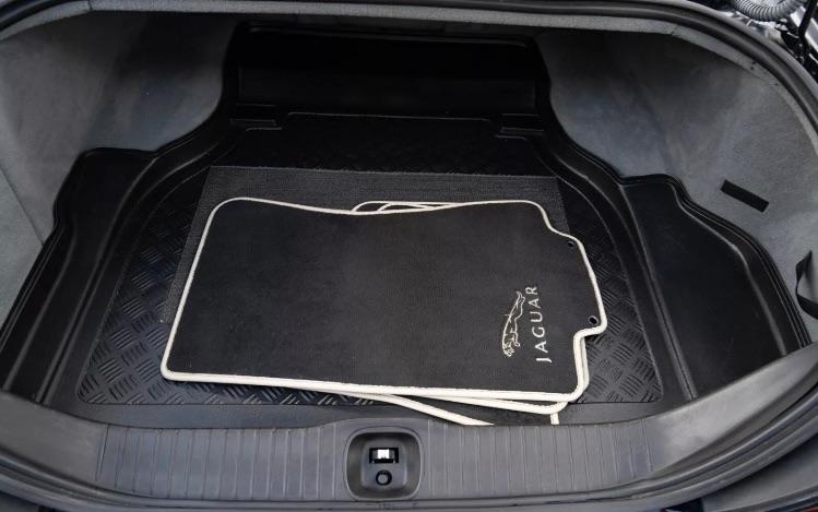 Used Jaguar XJ 2007 for sale - 76485413: Photo 11