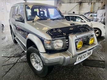 Used Mitsubishi Pajero 1996 for sale - 77524050: Photo
