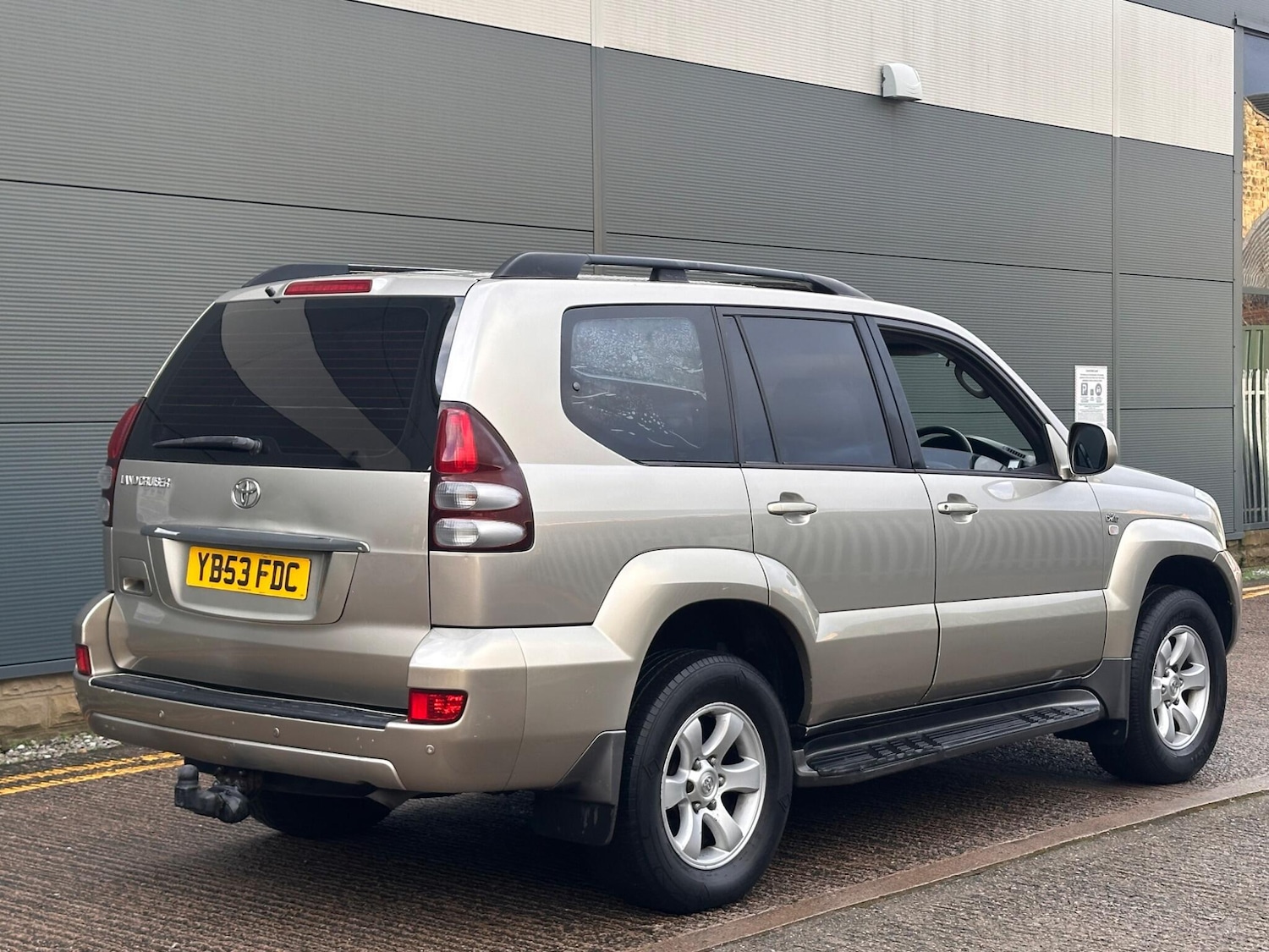 Used Toyota Land Cruiser 2004 for sale - 77396467: Photo 15