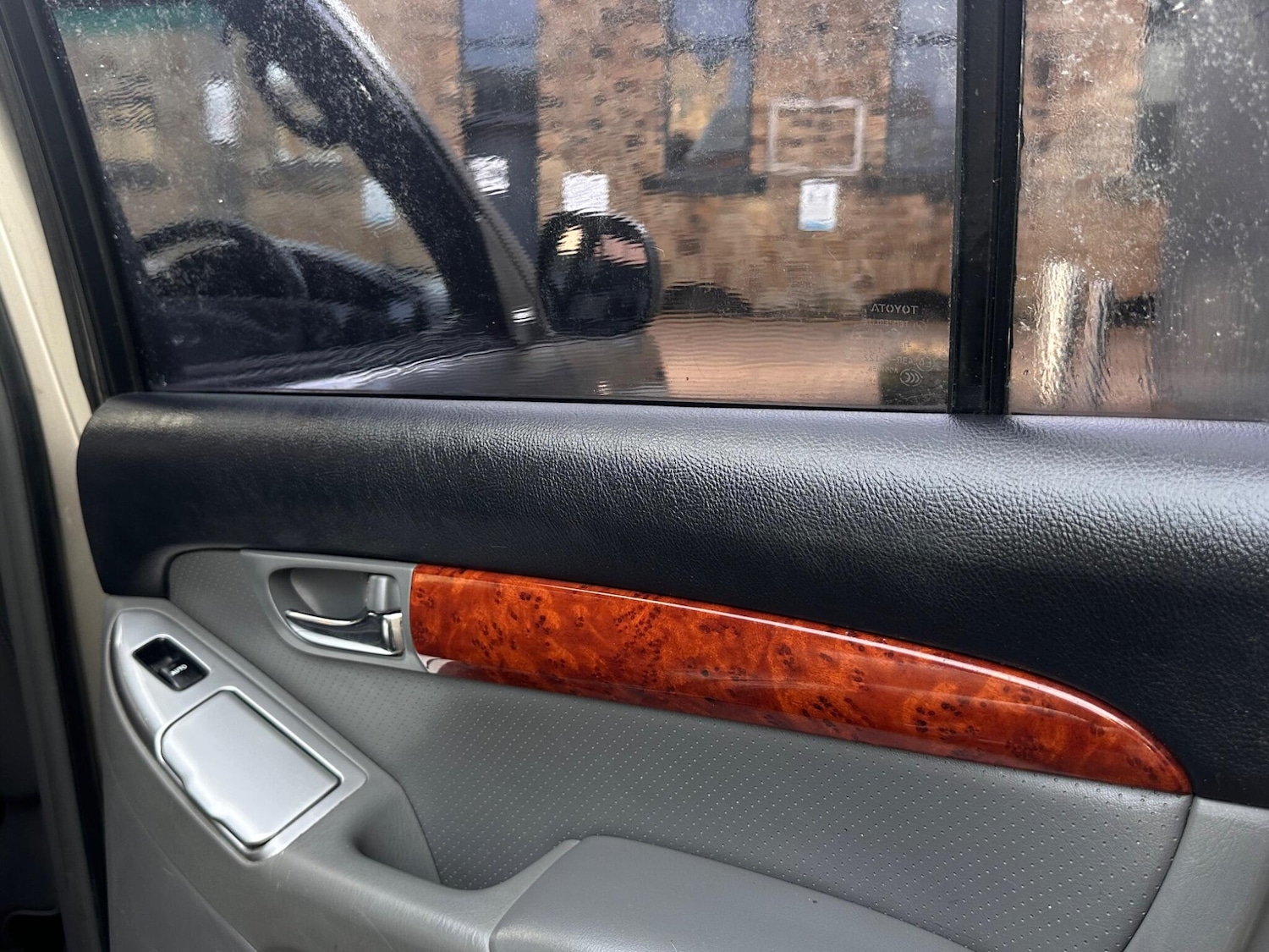 Used Toyota Land Cruiser 2004 for sale - 77396467: Photo 27