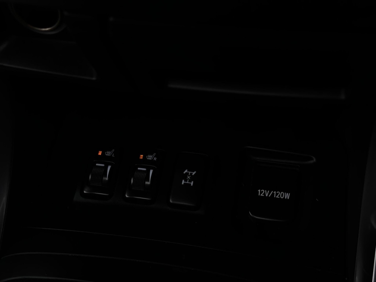 Used Toyota Land Cruiser 2004 for sale - 77396467: Photo 36