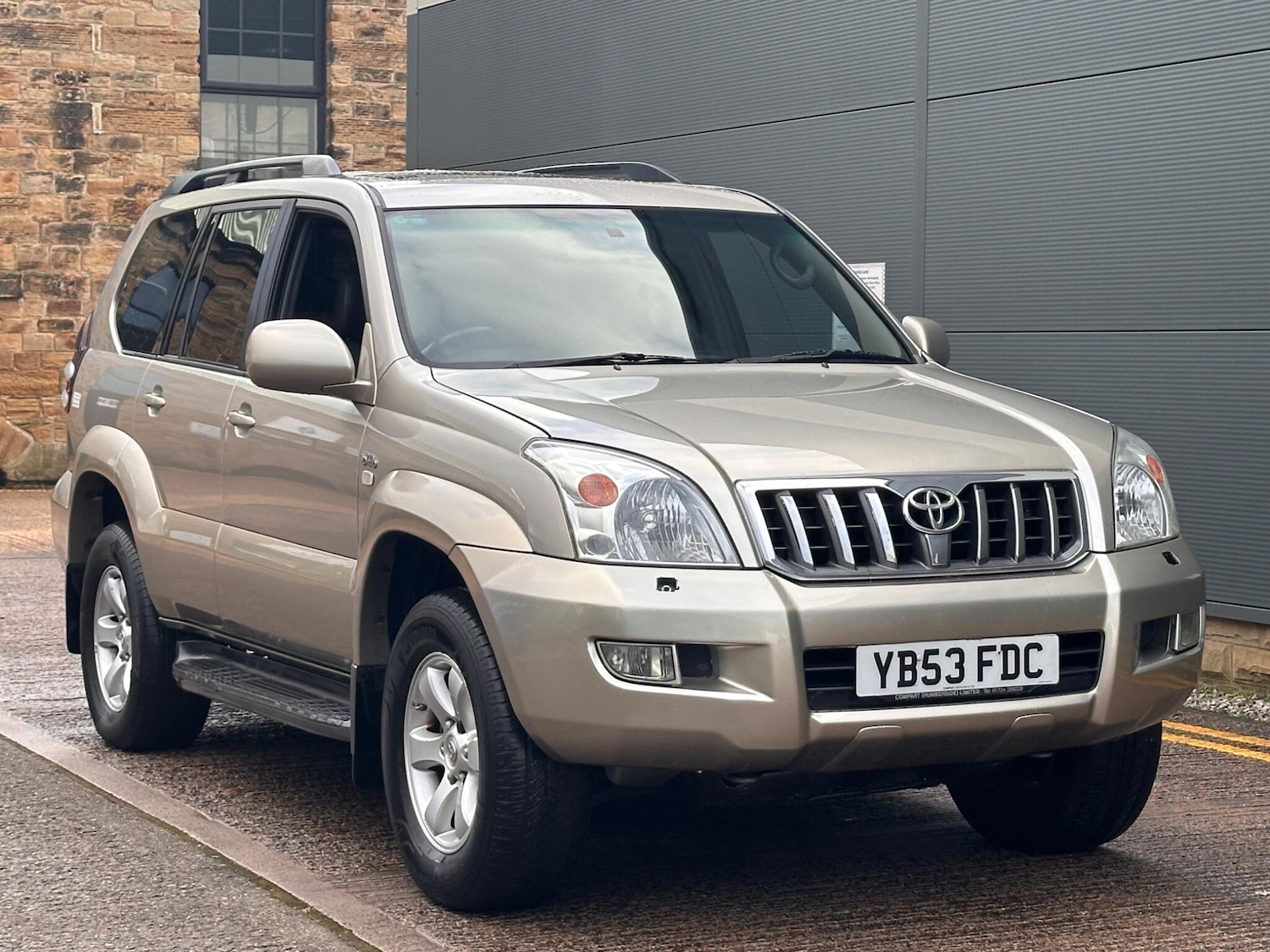 Used Toyota Land Cruiser 2004 for sale - 77396467: Photo 9