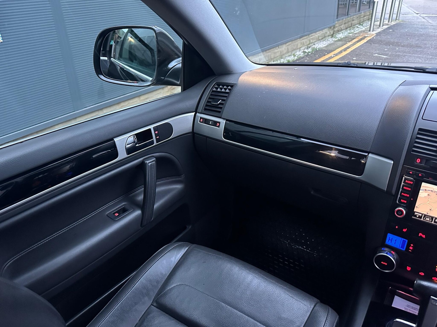 Used Volkswagen Touareg 2008 for sale - 76942488: Photo 31