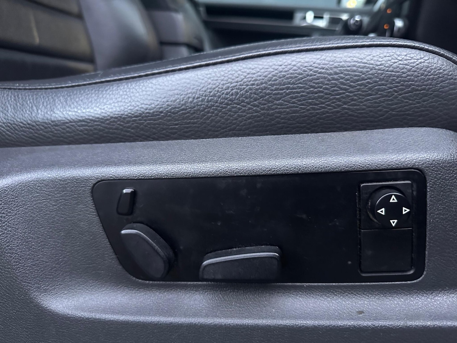 Used Volkswagen Touareg 2008 for sale - 76942488: Photo 39