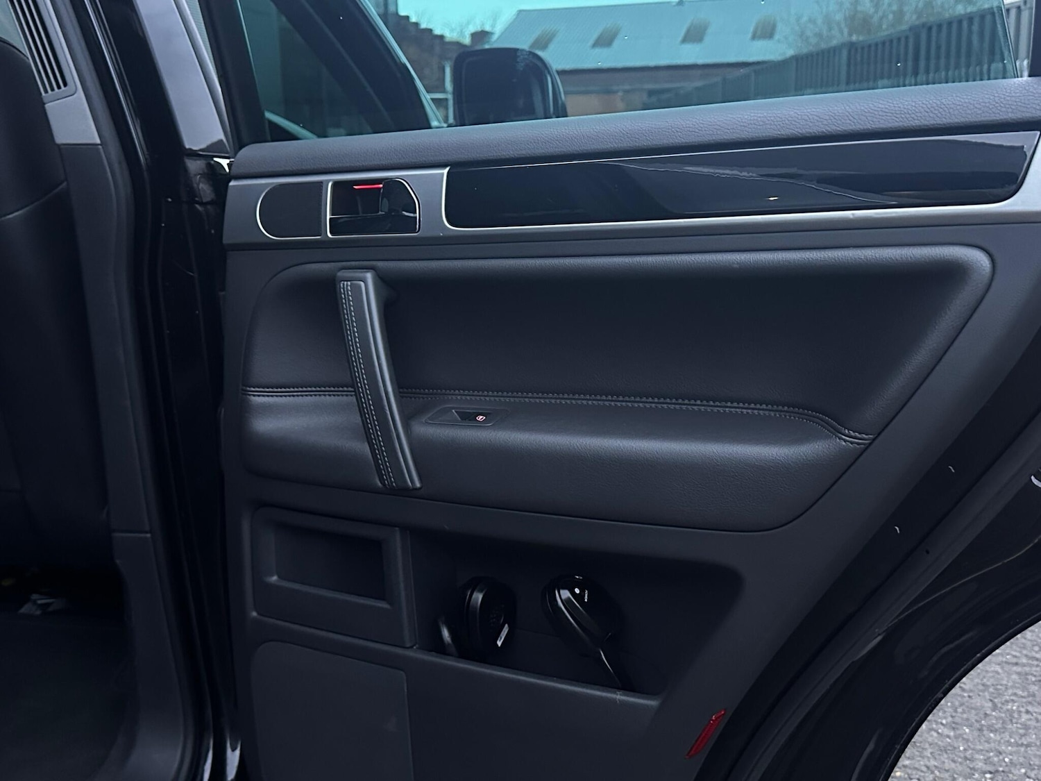 Used Volkswagen Touareg 2008 for sale - 76942488: Photo 45