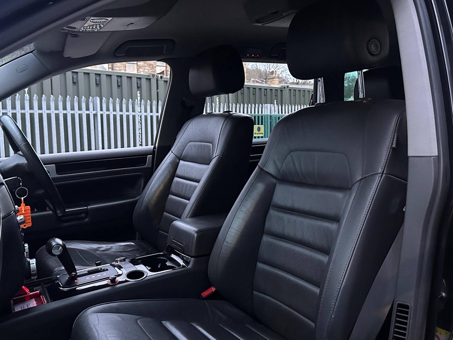 Used Volkswagen Touareg 2008 for sale - 76942488: Photo 60