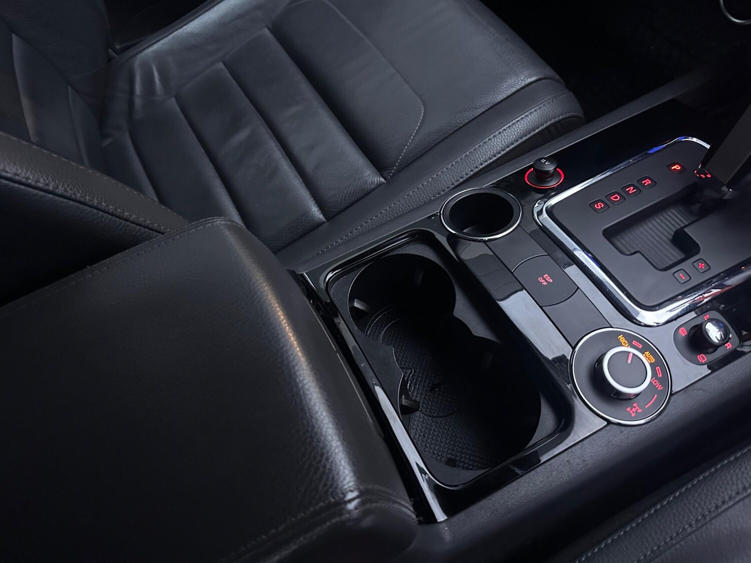 Used Volkswagen Touareg 2008 for sale - 76942488: Photo 66