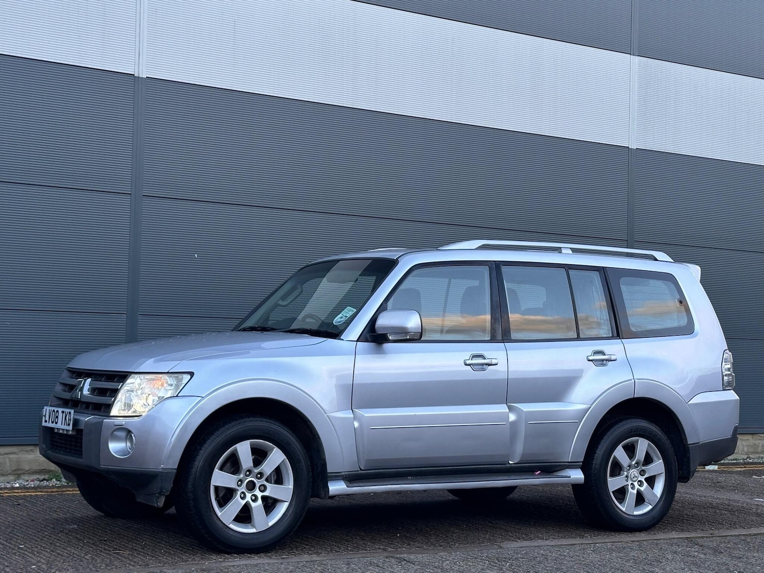 Used Mitsubishi Shogun 2008 for sale - 76759460: Photo 13