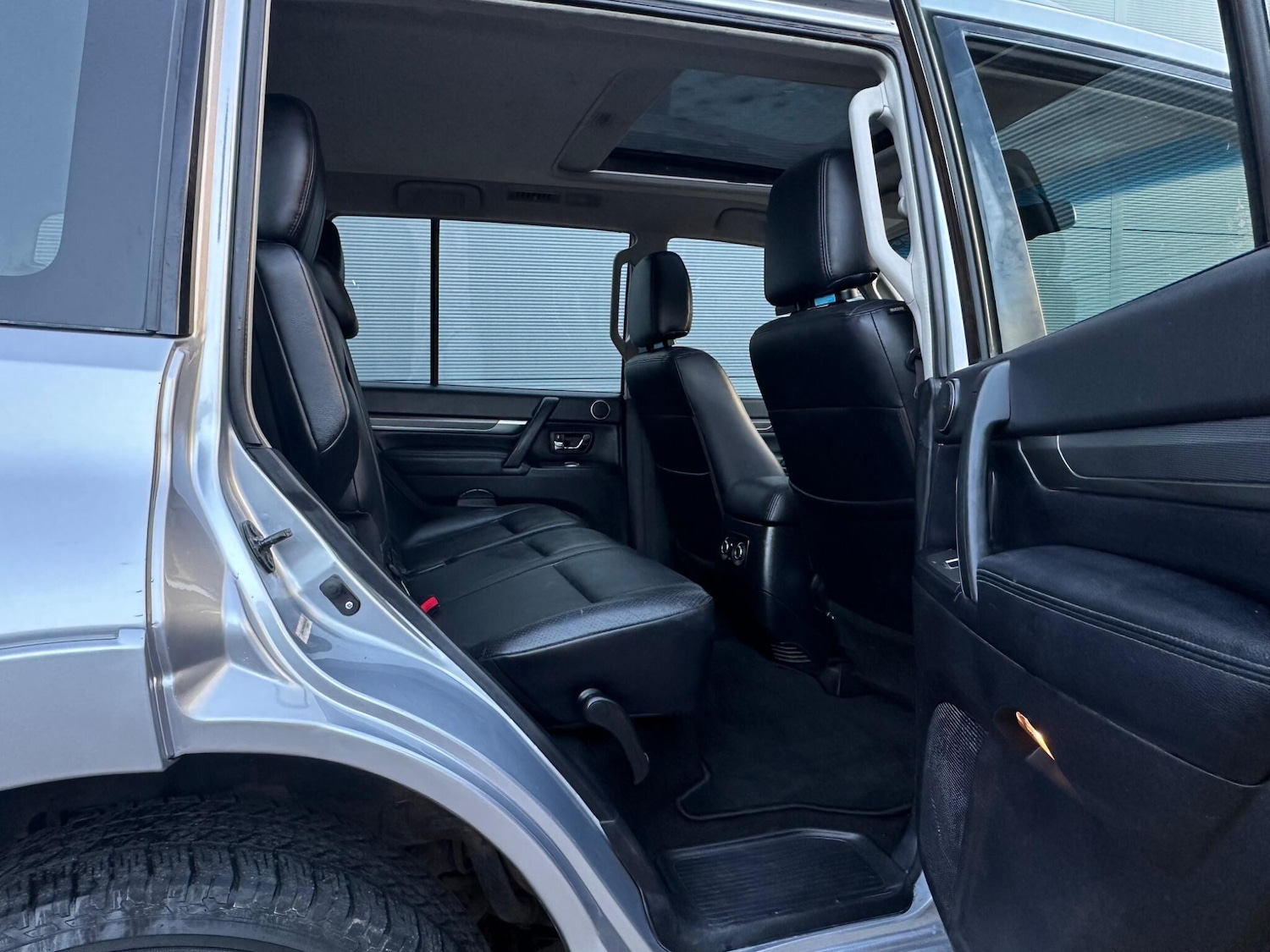 Used Mitsubishi Shogun 2008 for sale - 76759460: Photo 23