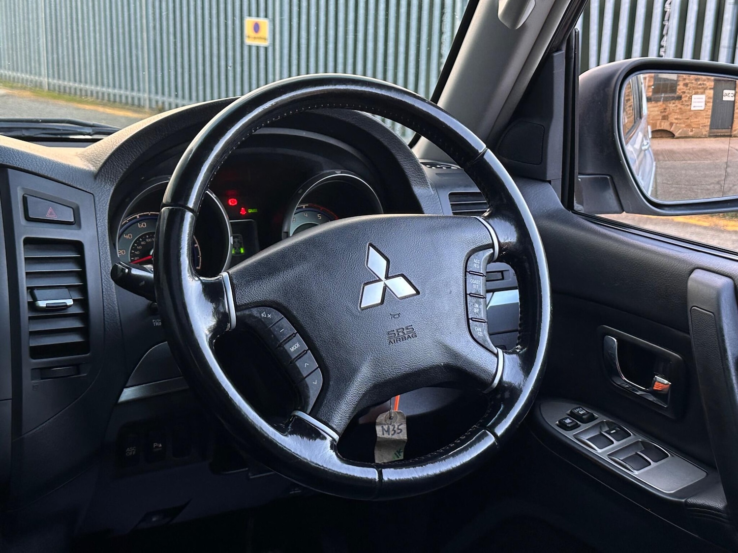 Used Mitsubishi Shogun 2008 for sale - 76759460: Photo 39