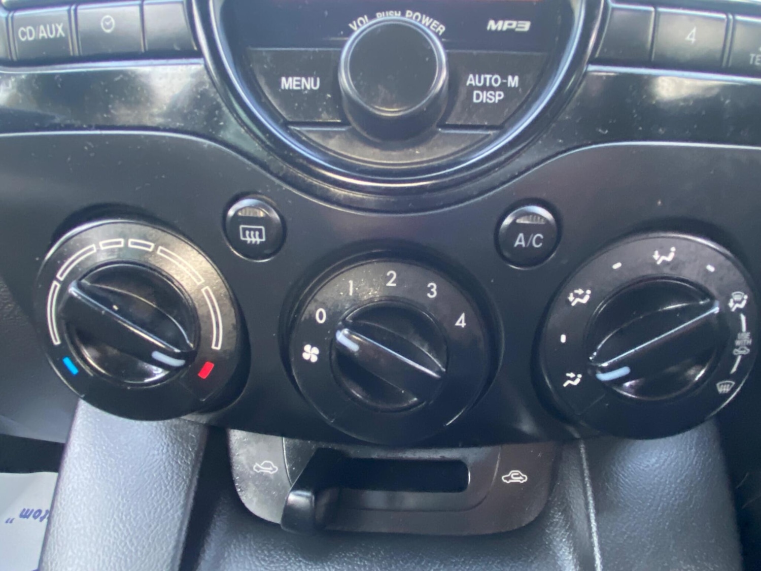 Used Mazda Mazda2 2012 for sale - 76935830: Photo 18