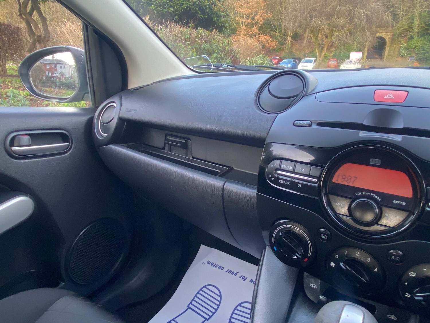 Used Mazda Mazda2 2012 for sale - 76935830: Photo 23