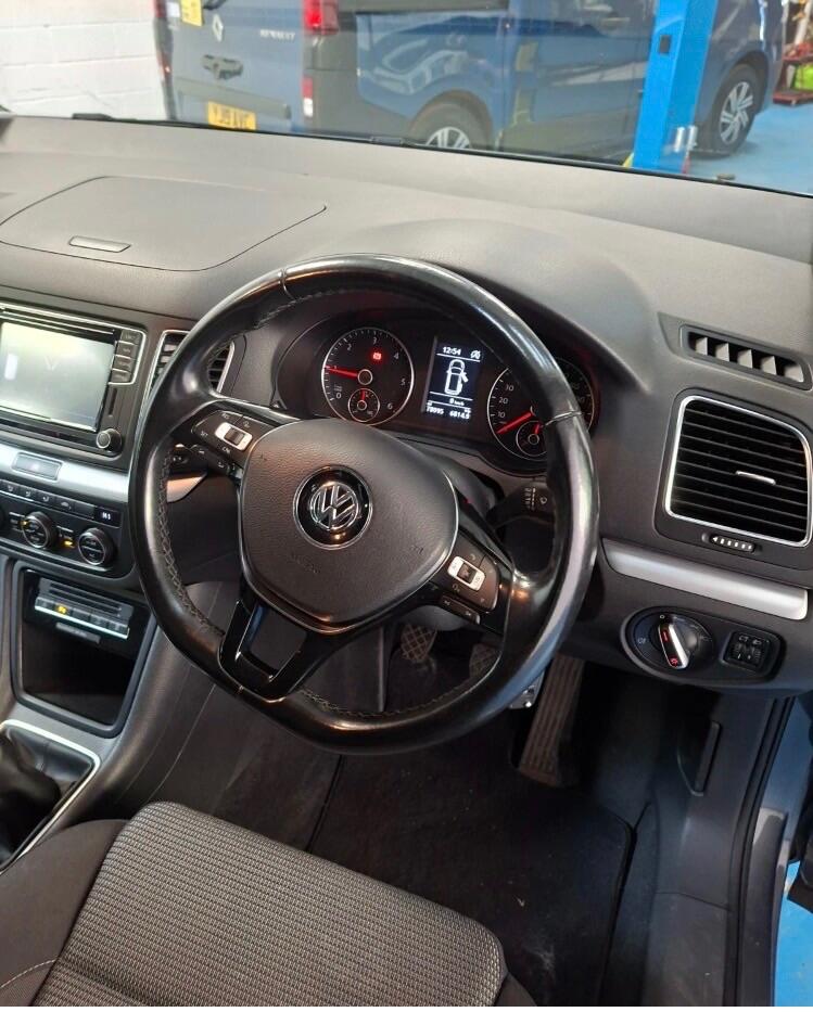 Used Volkswagen Sharan 2017 for sale - 77255325: Photo 5