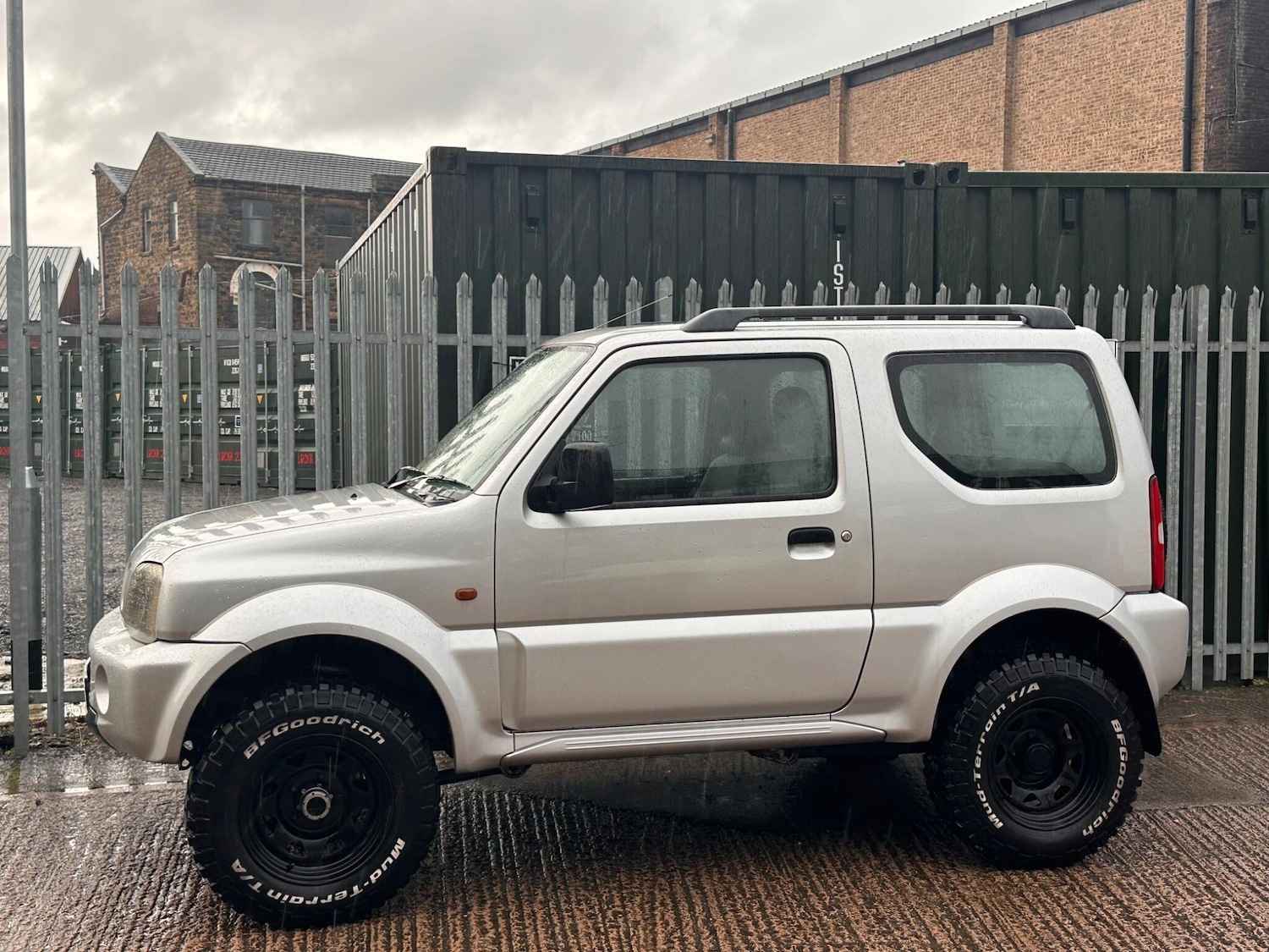 Used Suzuki Jimny for sale - 77484066: Photo 9