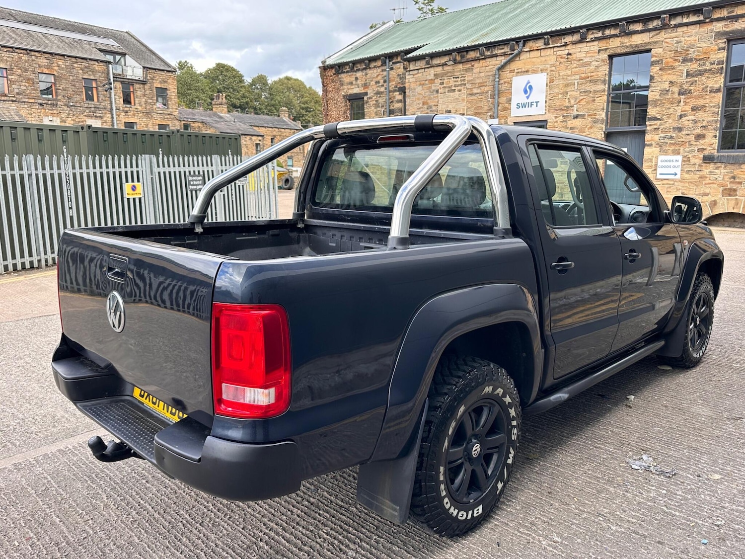 Used Volkswagen Amarok 2011 for sale - 76485904: Photo 24