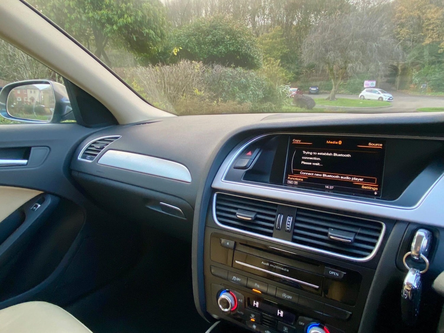 Used Audi A4 Avant 2015 for sale - 76671386: Photo 30