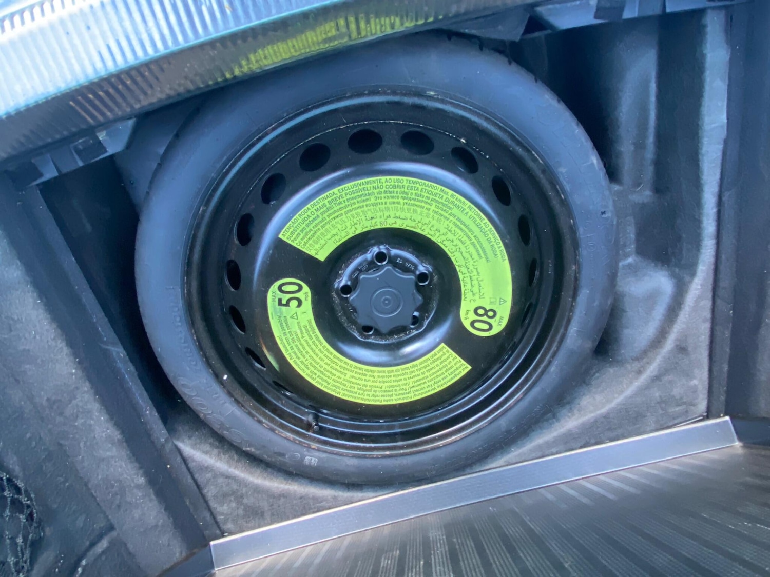 Used Audi A4 Avant 2015 for sale - 76671386: Photo 32