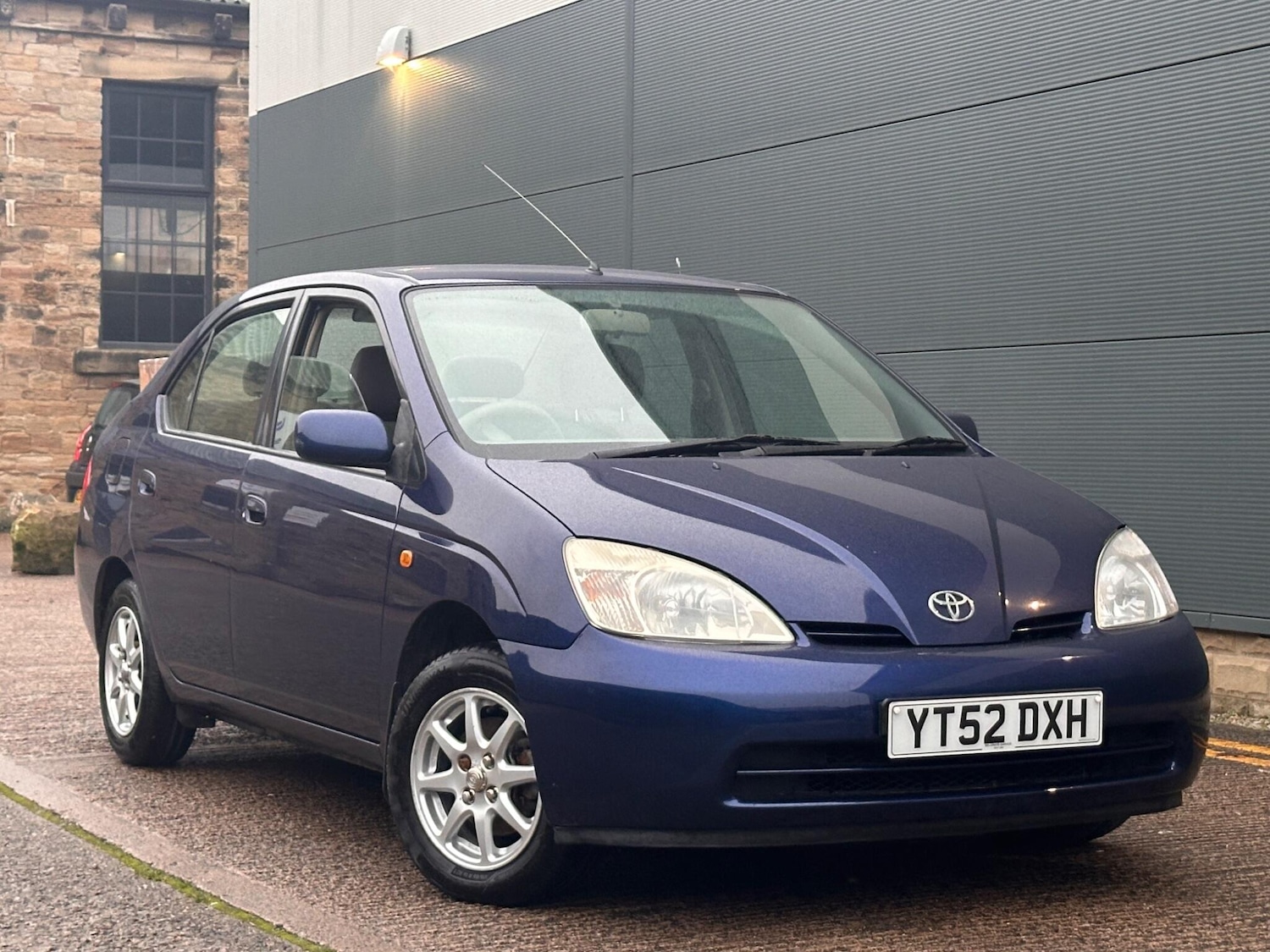 Used Toyota Prius 2002 for sale - 76511770: Photo 1