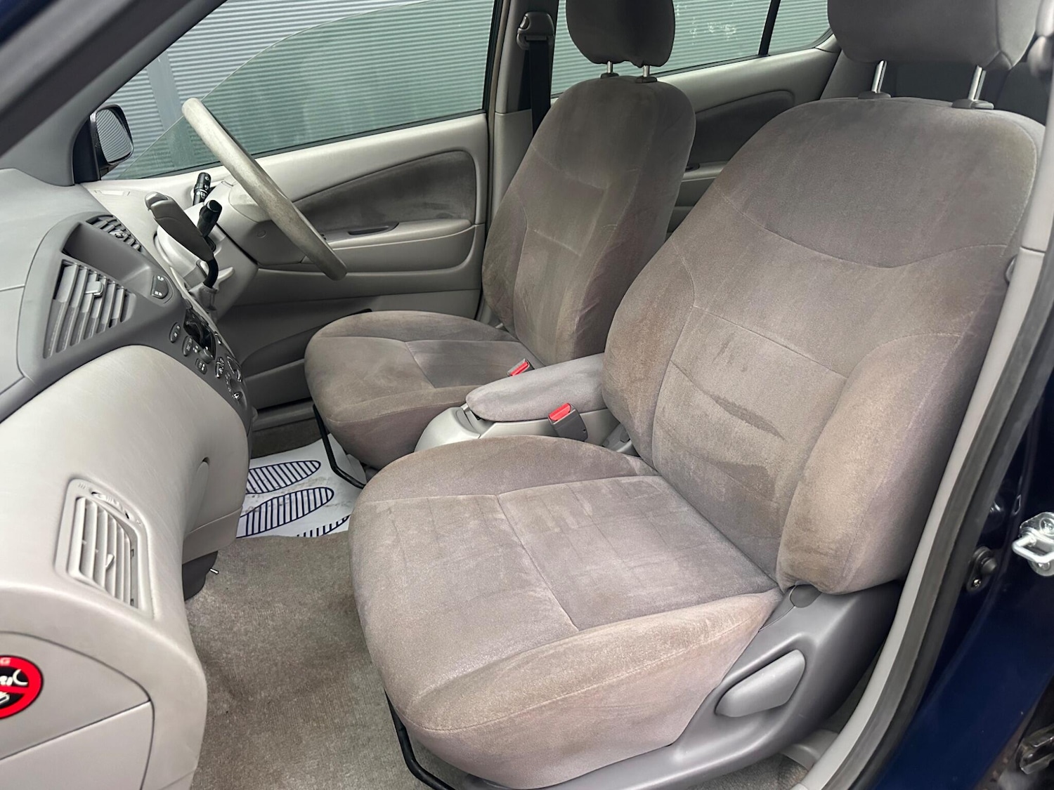 Used Toyota Prius 2002 for sale - 76511770: Photo 19