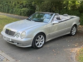 (51) - 3.2 CLK320 Avantgarde Cabriolet 2dr