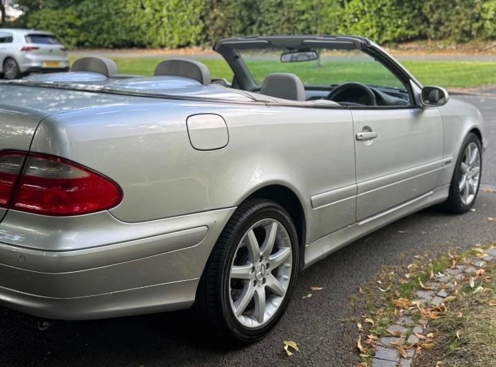 Used Mercedes-Benz CLK for sale - 77510370: Photo 6