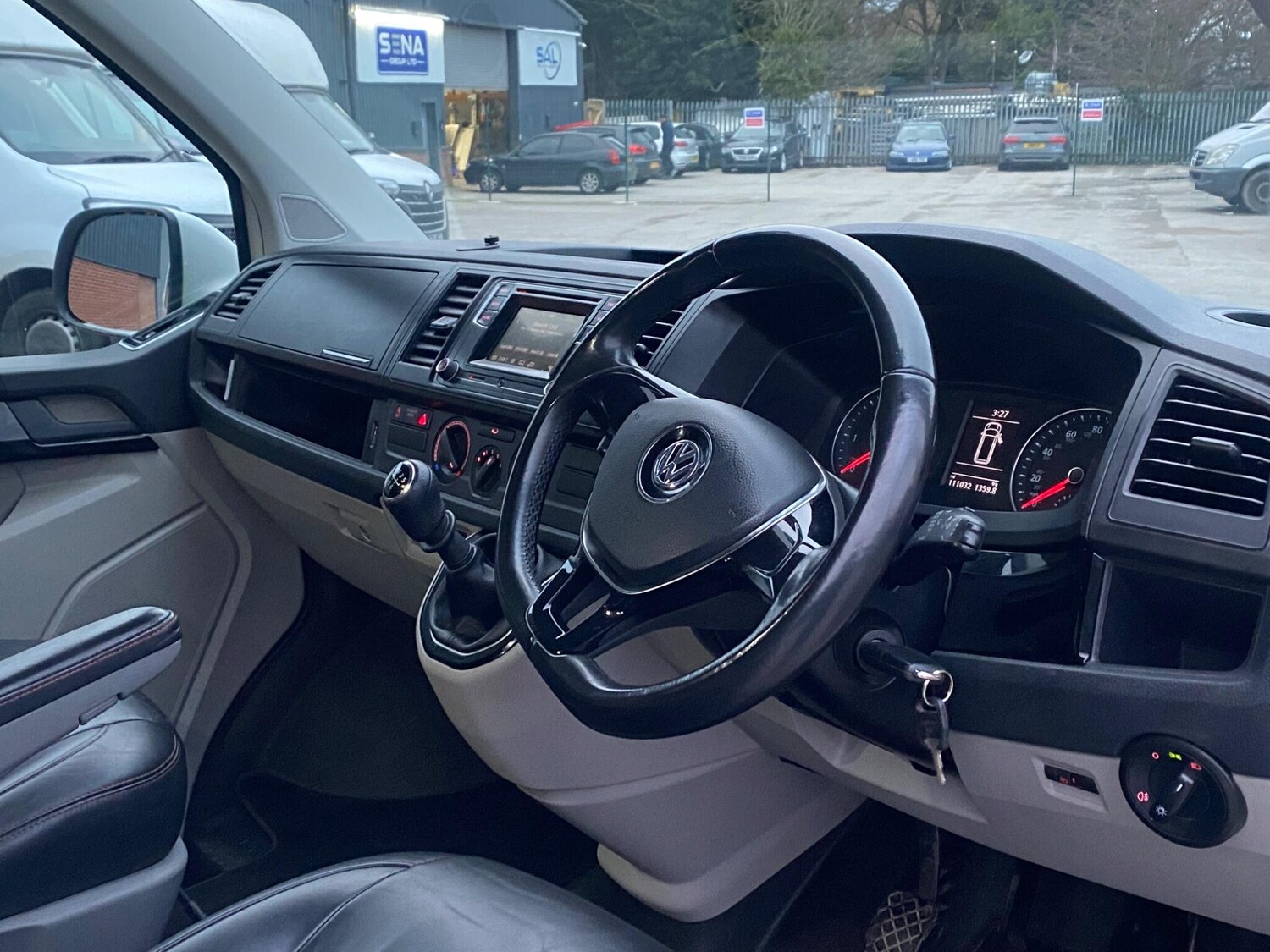 Used Volkswagen Transporter 2018 for sale - 77525140: Photo 13