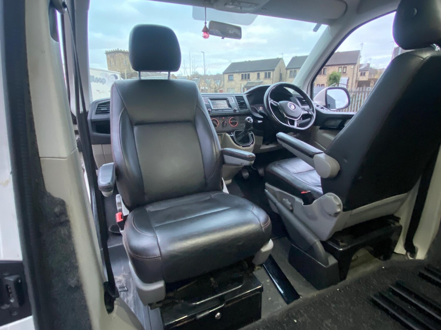 Used Volkswagen Transporter 2018 for sale - 77525140: Photo 15