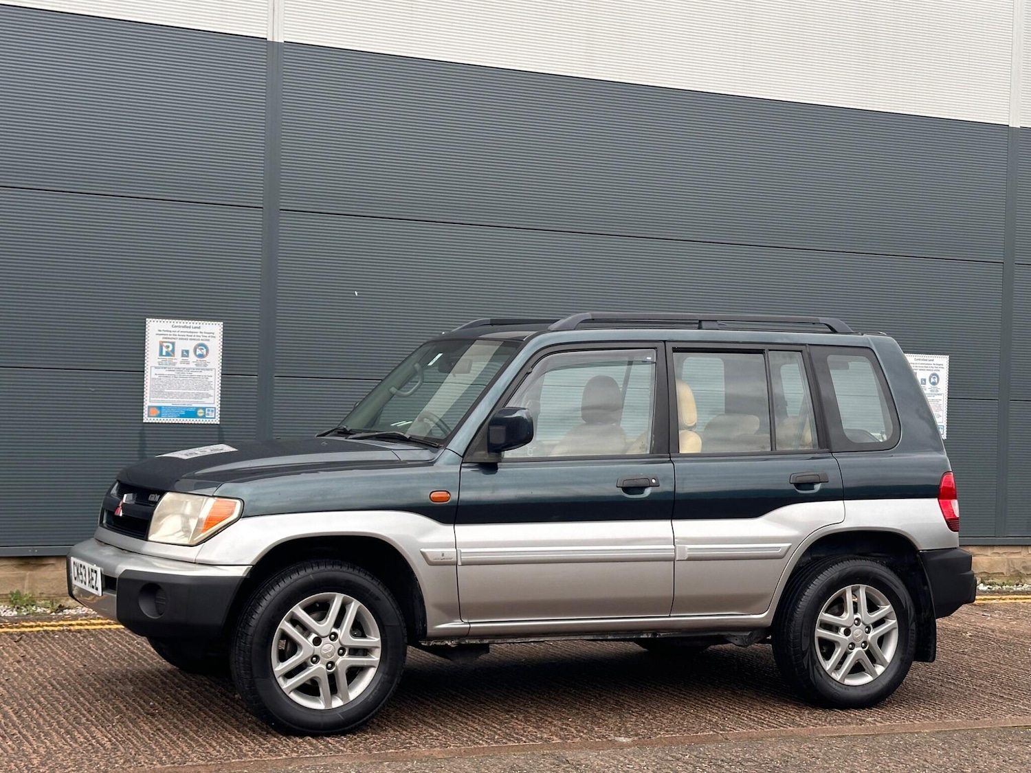 Used Mitsubishi Shogun 2003 for sale - 76975698: Photo 13