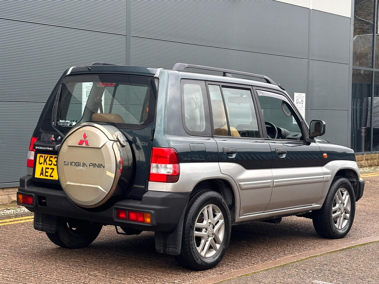 Used Mitsubishi Shogun 2003 for sale - 76975698: Photo 16