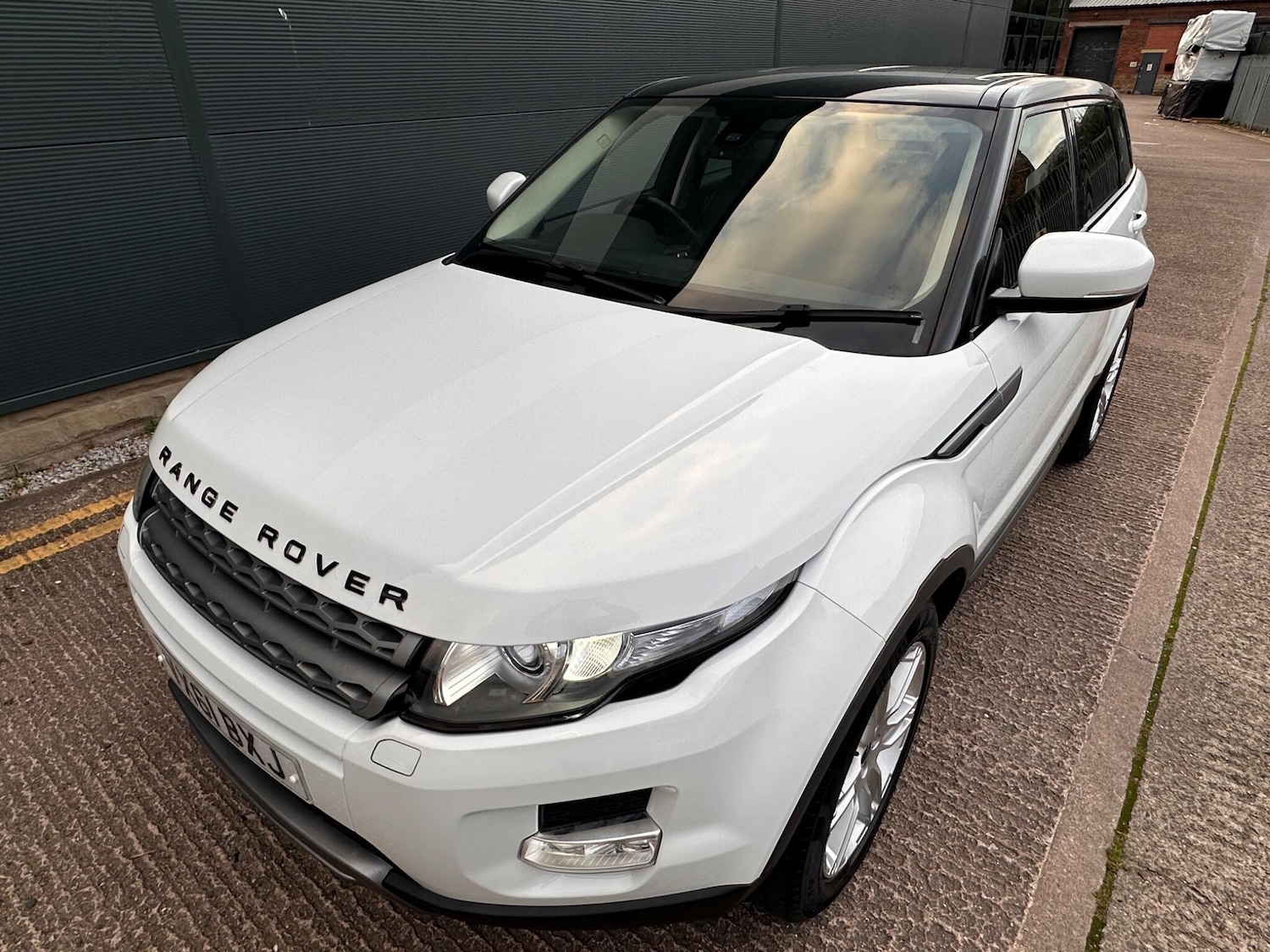 Used Land Rover Range Rover Evoque 2011 for sale - 76484887: Photo 11
