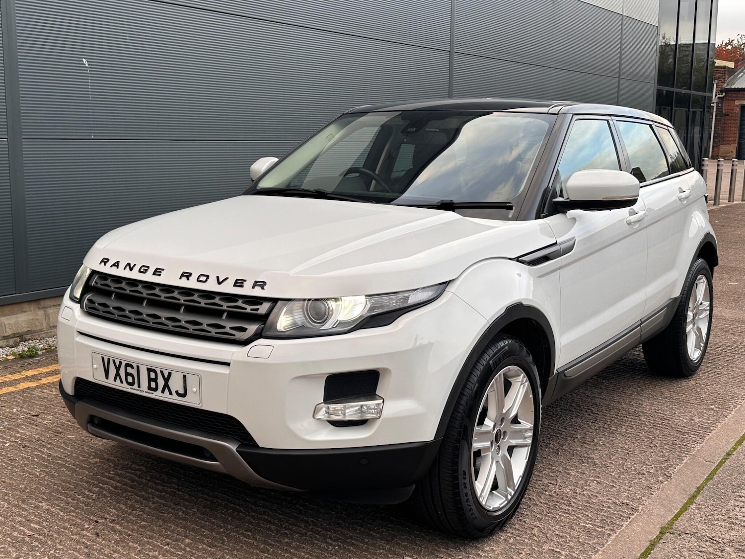 Used Land Rover Range Rover Evoque 2011 for sale - 76484887: Photo 9
