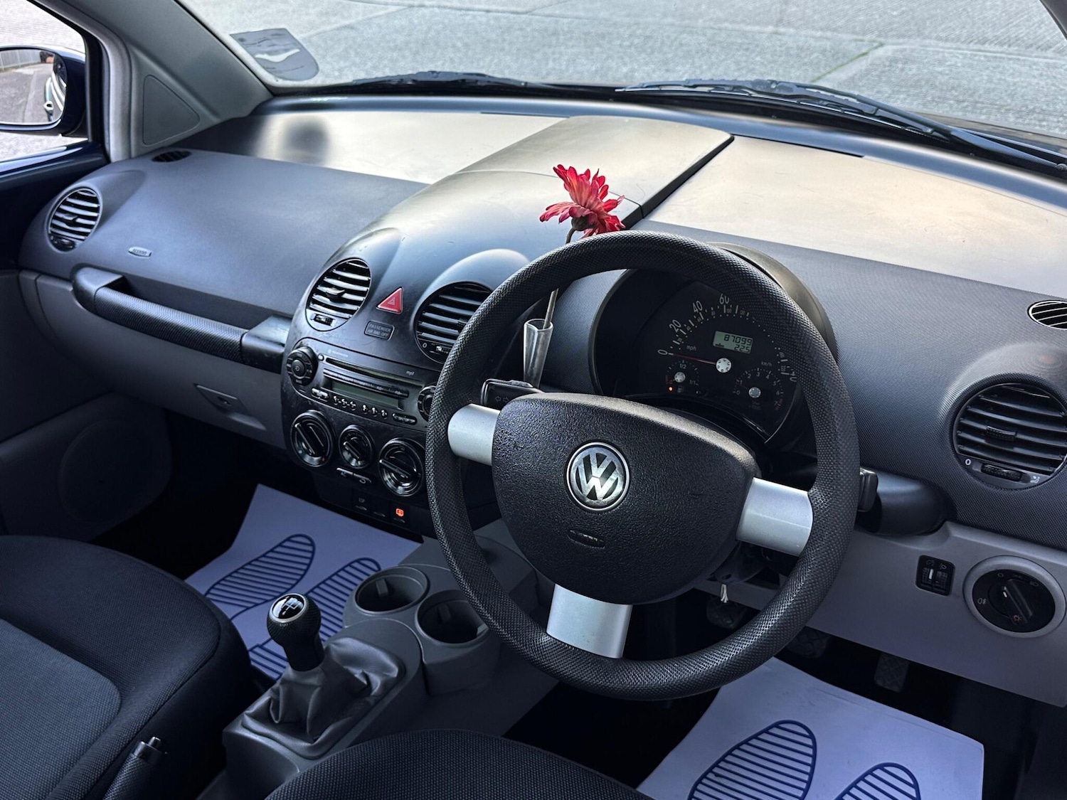 Used Volkswagen Beetle 2006 for sale - 76484734: Photo 26