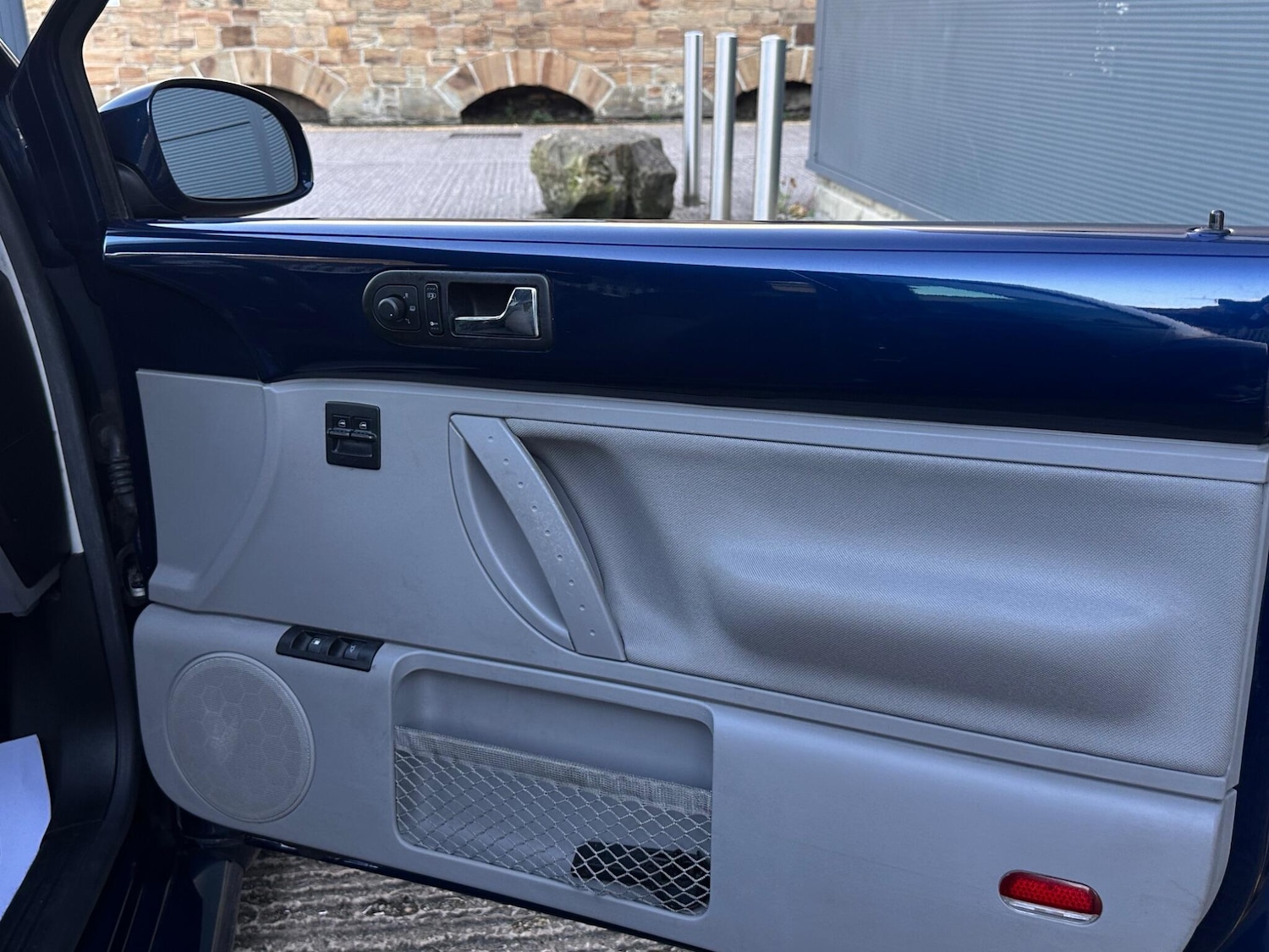 Used Volkswagen Beetle 2006 for sale - 76484734: Photo 29