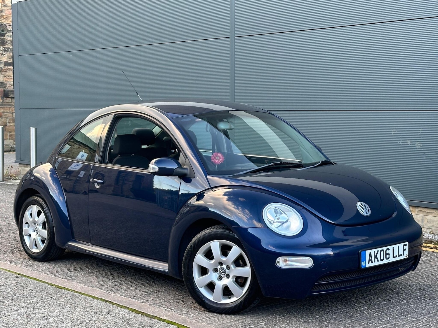 Used Volkswagen Beetle 2006 for sale - 76484734: Photo 3