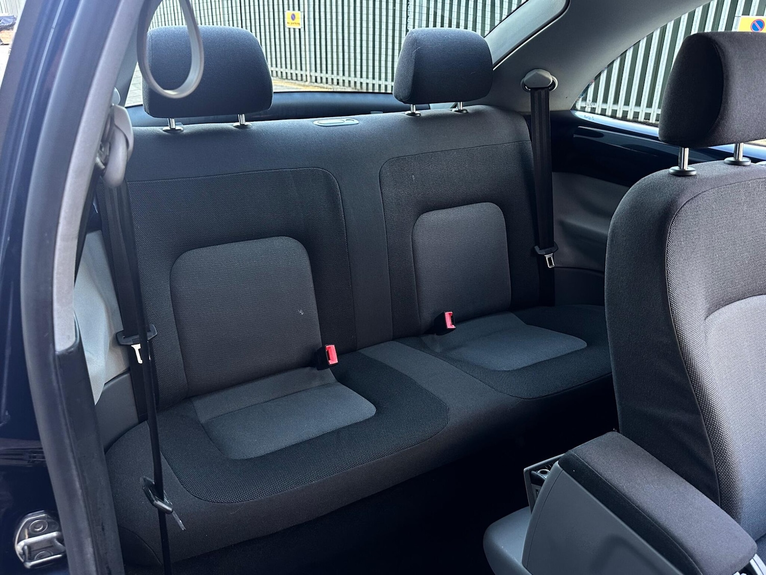 Used Volkswagen Beetle 2006 for sale - 76484734: Photo 34