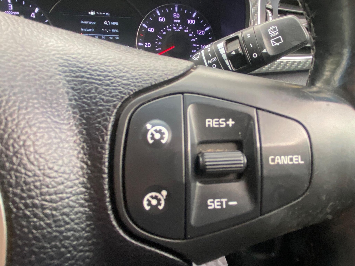 Used Kia Carens 2017 for sale - 76850285: Photo 30